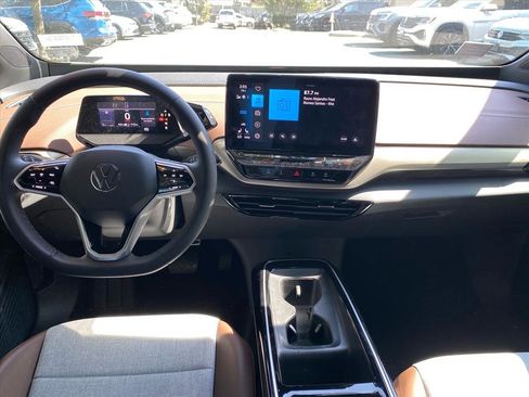 Certified 2023 Volkswagen ID.4 Pro image 7