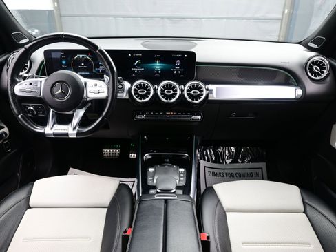 Used 2021 Mercedes-Benz GLB 35 AMG 4MATIC image 17