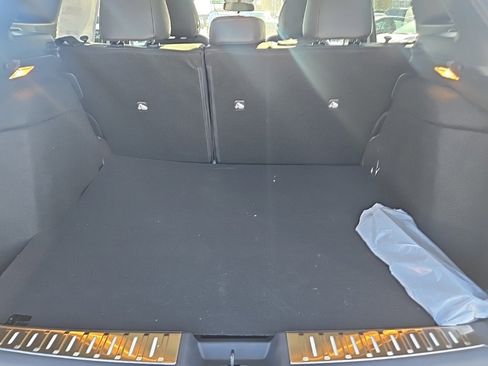 New 2026 Nissan Kicks SR image 34