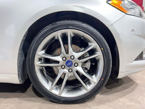 Used 2014 Ford Fusion Titanium image 29