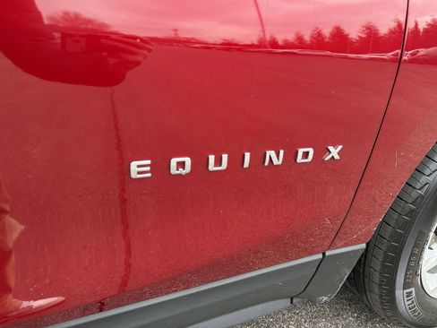 Used 2023 Chevrolet Equinox LT image 28