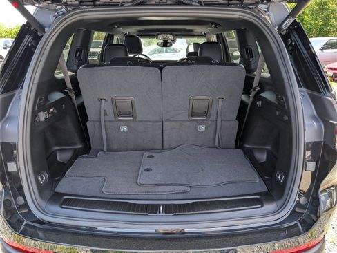 Used 2023 Jeep Grand Cherokee L Laredo AWD/4WD image 13