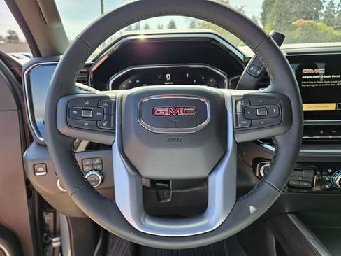 New 2026 GMC Sierra 3500 SLT w/ SLT Premium Package AWD/4WD image 22