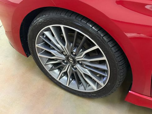 Used 2018 Hyundai Elantra Sport FWD image 39