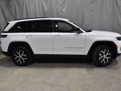 New 2025 Jeep Grand Cherokee Limited w/ Trailer Tow Package image 3