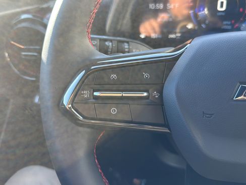 Used 2026 Chevrolet Equinox RS image 32