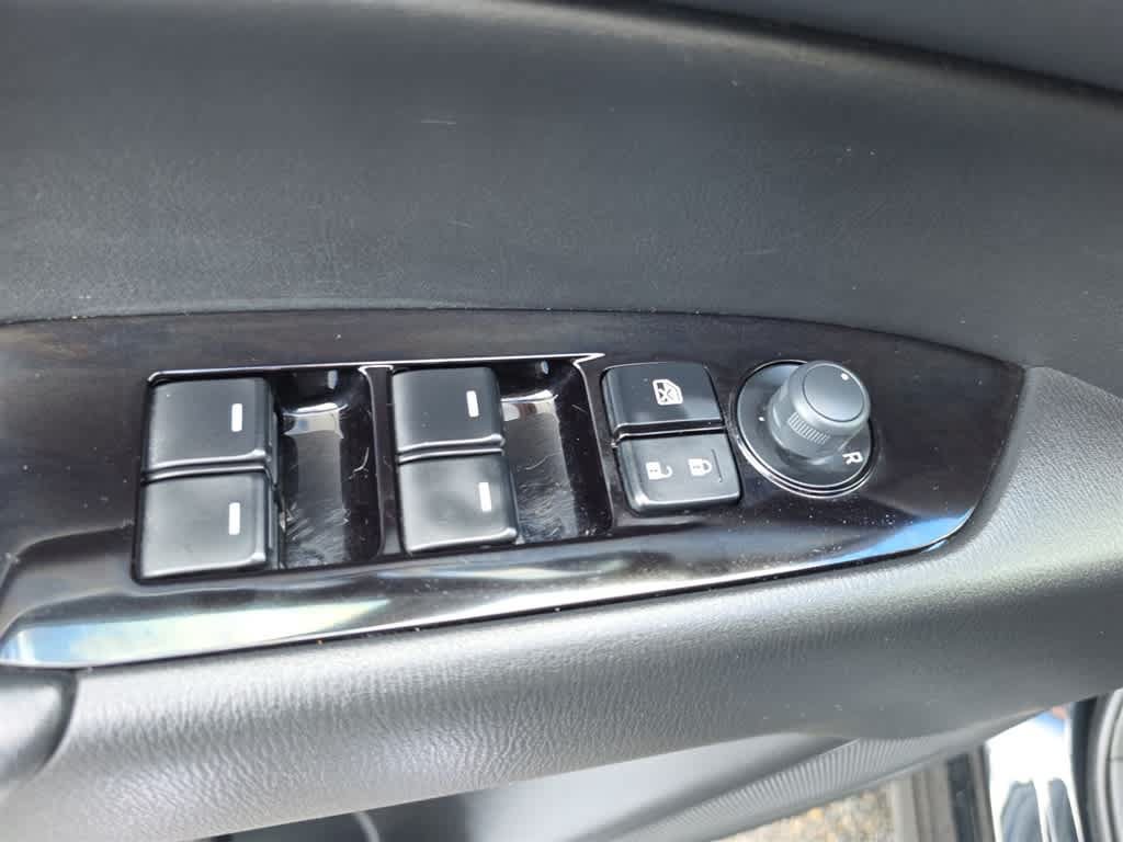 Used 2025 MAZDA CX-5 AWD 2.5 S w/ Select Package image 17