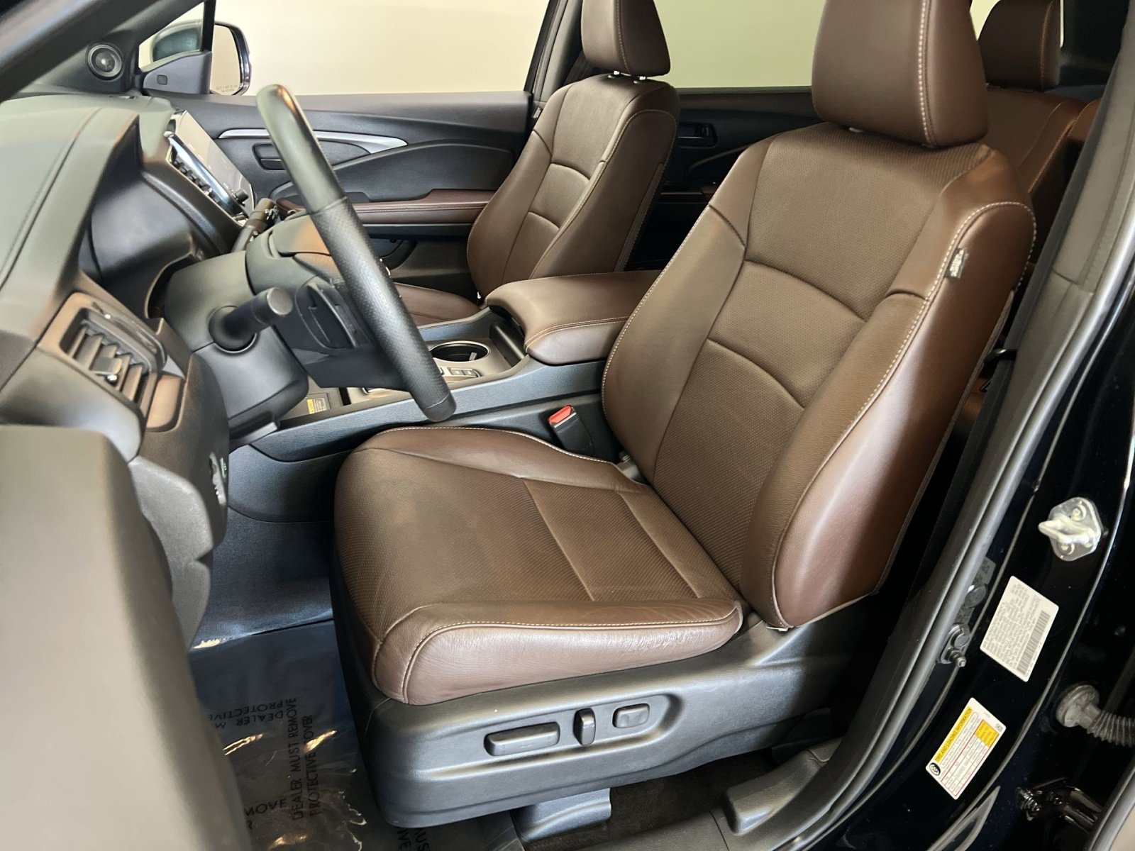 Used 2024 Honda Passport EX-L image 12
