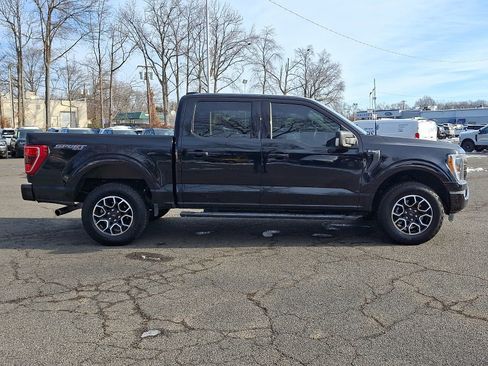 Used 2022 Ford F150 XLT w/ Equipment Group 302A High image 8