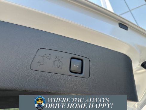 New 2026 Lincoln Corsair Reserve image 28