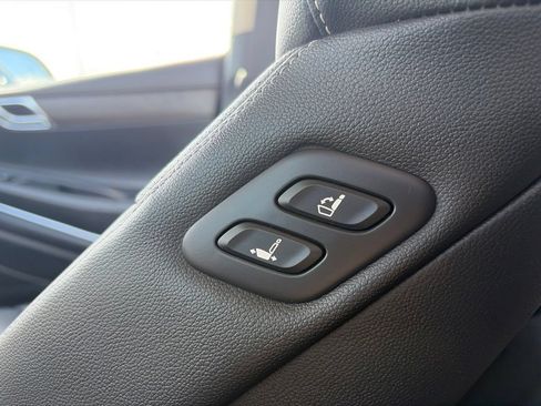 Used 2024 Genesis GV80 2.5T AWD/4WD image 39
