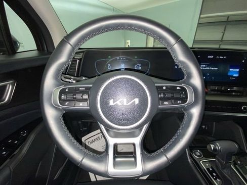 Used 2024 Kia Sportage EX image 14