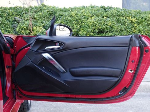 Used 2018 FIAT 124 Spider Lusso w/ Navigation & Sound Group image 34