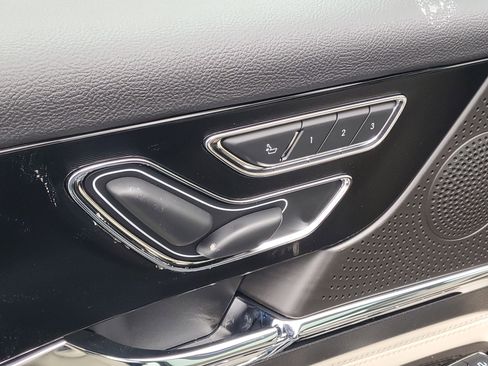 New 2026 Lincoln Corsair Premiere image 9