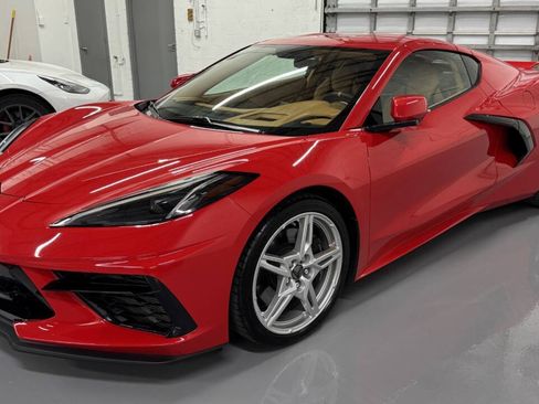 Used 2020 Chevrolet Corvette Stingray Premium Cpe w/ 3LT Preferred Equipment Group RWD image 29