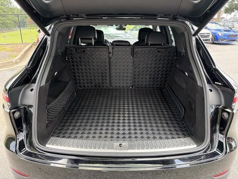 Used 2019 Porsche Cayenne AWD/4WD image 18