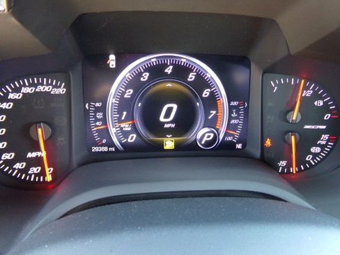 Used 2016 Chevrolet Corvette Z06 w/ 3LZ Preferred Equipment Group RWD image 24
