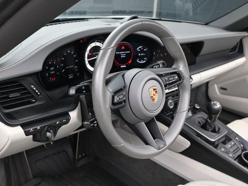 Certified 2024 Porsche 911 Targa 4 GTS image 5