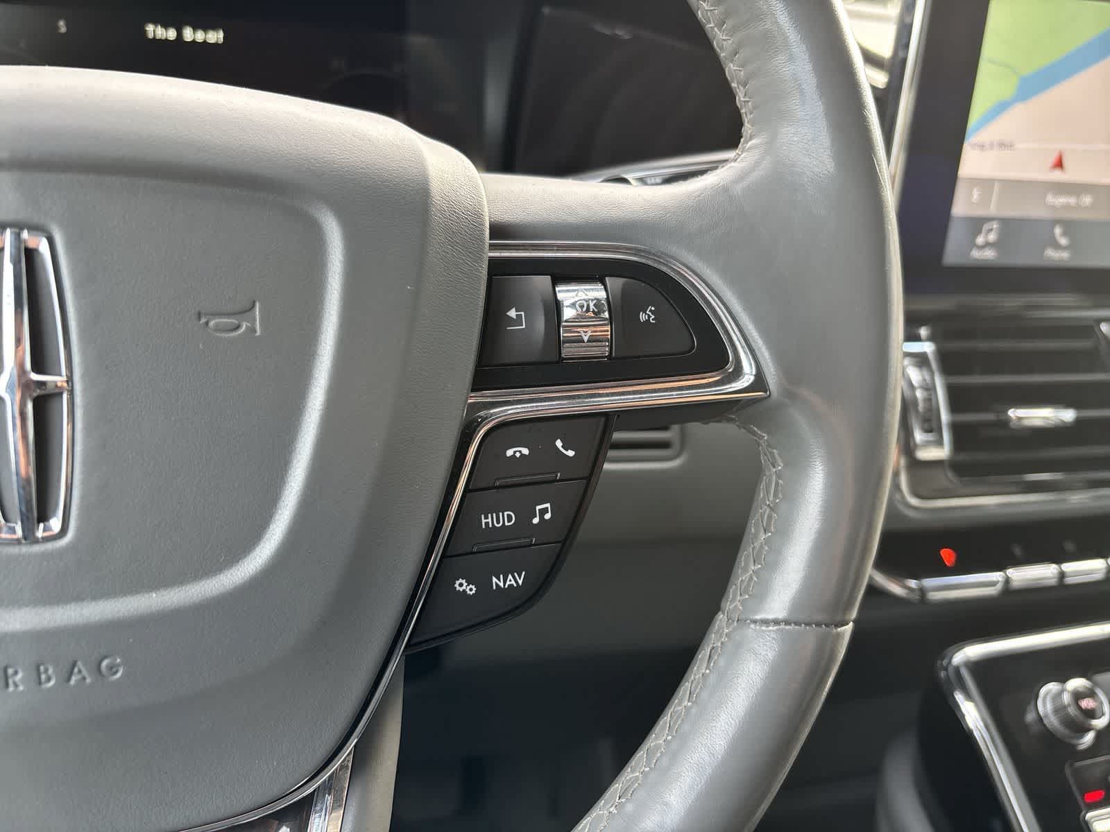 Used 2018 Lincoln Navigator Reserve w/ Technology Package AWD/4WD image 16