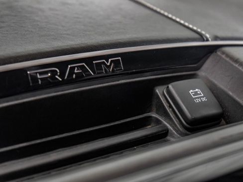 Used 2022 RAM 2500 Limited w/ Night Edition image 29