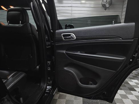 Used 2021 Jeep Grand Cherokee Limited AWD/4WD image 33