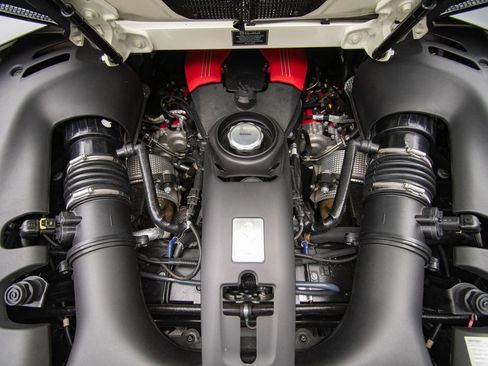 Used 2018 Ferrari 488 Spider RWD image 47