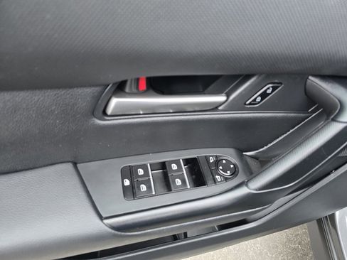 Used 2025 MAZDA CX-50 AWD 2.5 S w/ Premium Package image 18