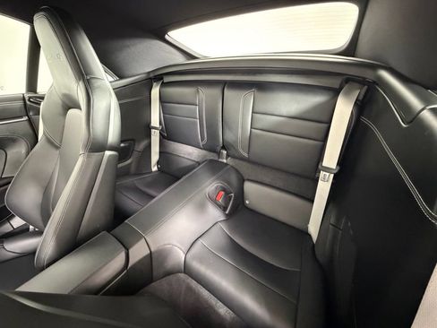Certified 2025 Porsche 911 Turbo AWD/4WD image 39