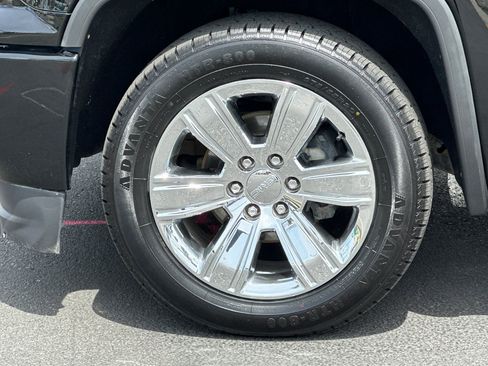 Used 2018 GMC Sierra 1500 Denali RWD image 25