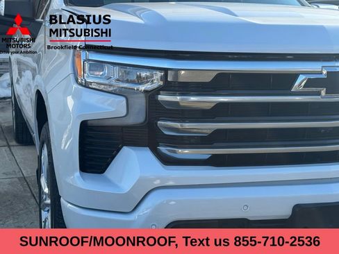Used 2023 Chevrolet Silverado 1500 High Country w/ High Country Premium Package image 9