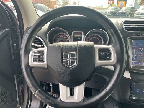 Used 2017 Dodge Journey GT w/ Flexible Seating Group image 25