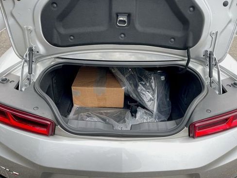 Used 2018 Chevrolet Camaro ZL1 image 26