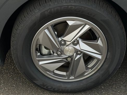 Certified 2025 Hyundai Elantra SE w/ Cargo Package image 7