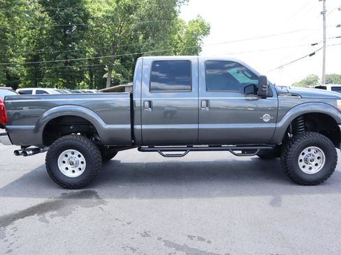 Used 2016 Ford F250 Lariat w/ Lariat Ultimate Package AWD/4WD image 4