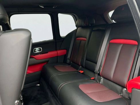 New 2026 Rolls-Royce Cullinan AWD/4WD image 10