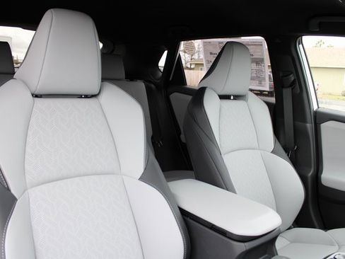 New 2026 Subaru Solterra Limited image 19