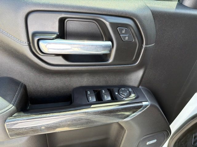 Used 2021 Chevrolet Silverado 1500 RST w/ Texas Edition Plus AWD/4WD image 22