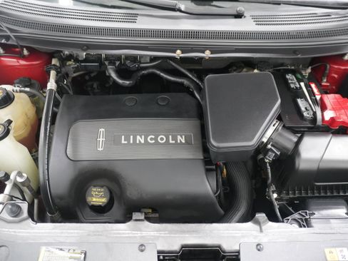 Used 2013 Lincoln MKX FWD image 31