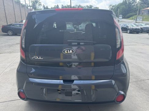 Used 2016 Kia Soul ! w/ Premium Package FWD image 4
