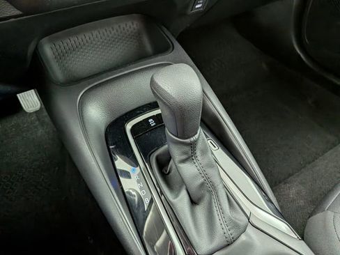 Used 2024 Toyota Corolla LE FWD image 15