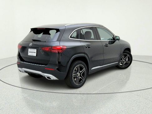 New 2026 Mercedes-Benz GLA 250 image 9