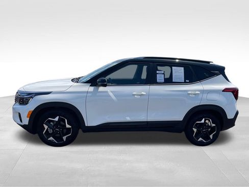 Used 2026 Kia Seltos S FWD image 2