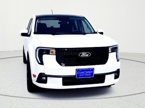 Certified 2025 Ford Maverick Lobo image 2