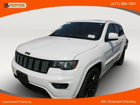 Used 2018 Jeep Grand Cherokee Altitude AWD/4WD image 1
