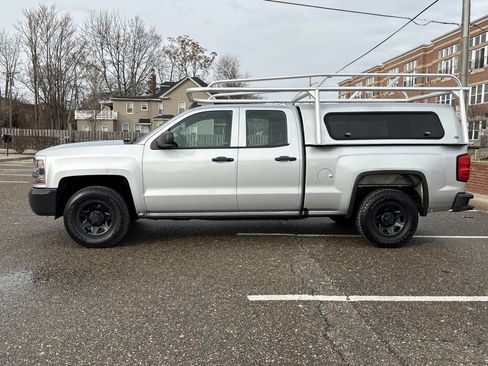 Used 2016 Chevrolet Silverado 1500 W/T w/ Trailering Package image 18