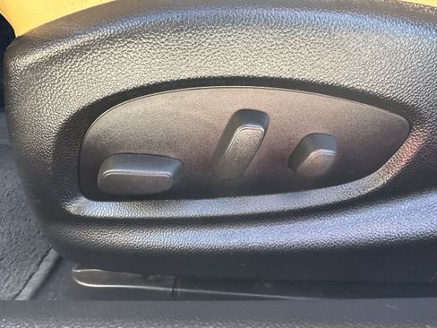 Used 2013 Cadillac ATS Luxury image 31