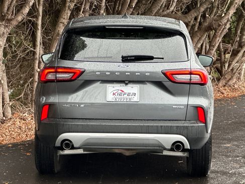 Used 2025 Ford Escape Active image 5