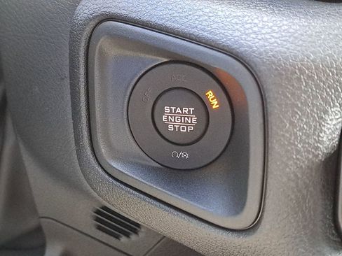 New 2026 Jeep Gladiator Sport AWD/4WD image 20