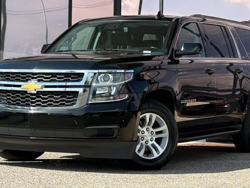 Used 2020 Chevrolet Suburban LT AWD/4WD image 2