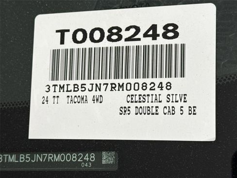Certified 2024 Toyota Tacoma SR5 AWD/4WD image 43